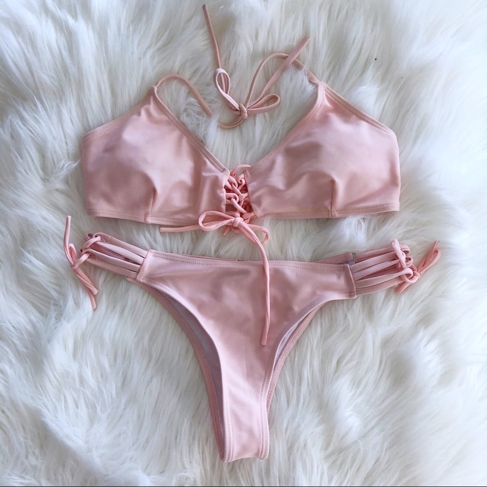 Cheekie Tie Bikini
